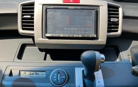 Honda Freed I, 2014 год, 850 444 рублей, 15 фотография