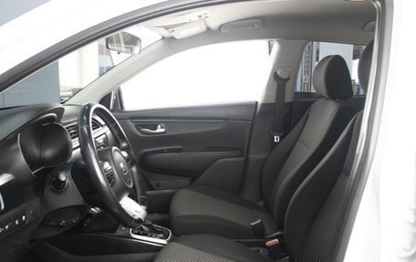 KIA Rio IV, 2018 год, 1 450 000 рублей, 8 фотография