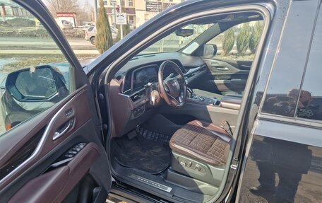 Cadillac Escalade V, 2022 год, 9 900 000 рублей, 11 фотография