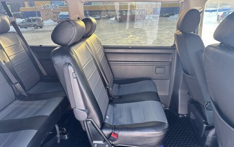 Volkswagen Caravelle T6 рестайлинг, 2016 год, 3 400 000 рублей, 11 фотография