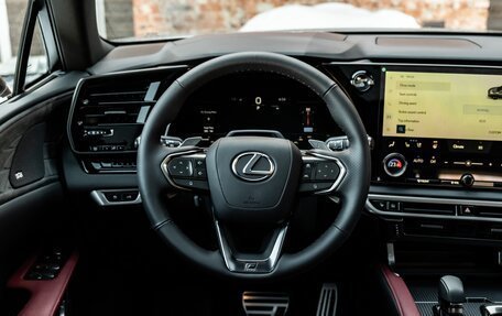 Lexus RX IV рестайлинг, 2025 год, 12 500 000 рублей, 31 фотография