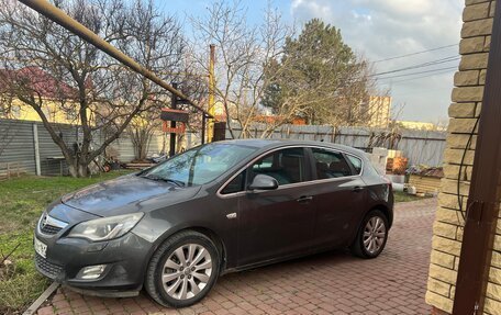 Opel Astra J, 2010 год, 770 000 рублей, 10 фотография
