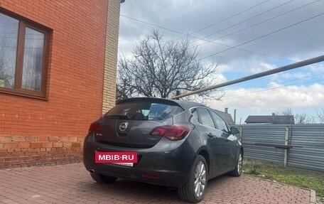 Opel Astra J, 2010 год, 770 000 рублей, 17 фотография