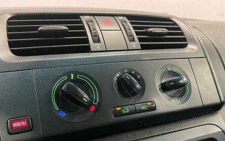 Skoda Fabia II, 2013 год, 440 000 рублей, 16 фотография