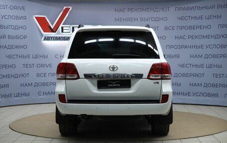 Toyota Land Cruiser 200, 2008 год, 2 490 000 рублей, 6 фотография