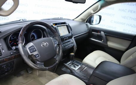 Toyota Land Cruiser 200, 2008 год, 2 490 000 рублей, 12 фотография