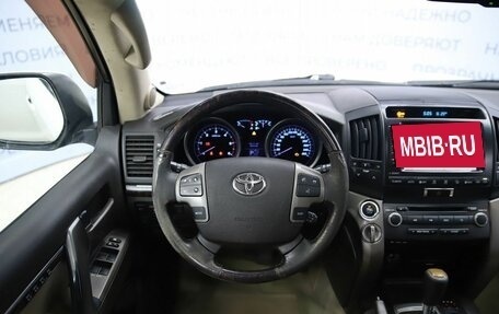 Toyota Land Cruiser 200, 2008 год, 2 490 000 рублей, 13 фотография