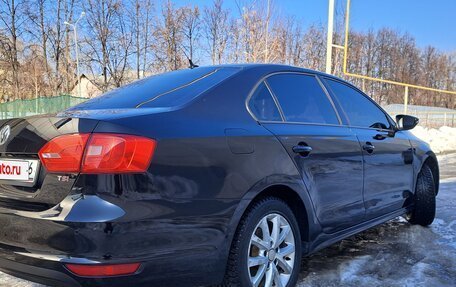 Volkswagen Jetta VI, 2011 год, 950 000 рублей, 6 фотография