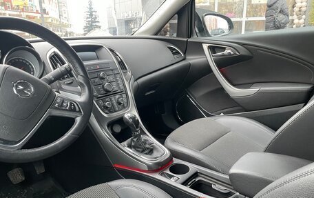 Opel Astra J, 2012 год, 745 000 рублей, 2 фотография