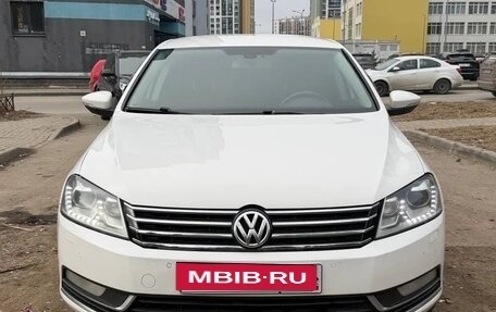 Volkswagen Passat B7, 2014 год, 1 125 000 рублей, 2 фотография