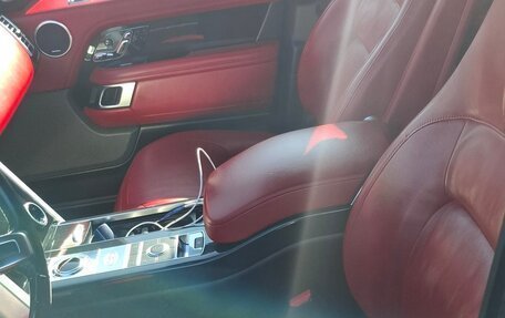 Land Rover Range Rover IV рестайлинг, 2018 год, 7 300 000 рублей, 9 фотография