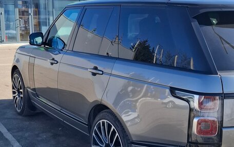 Land Rover Range Rover IV рестайлинг, 2018 год, 7 300 000 рублей, 4 фотография