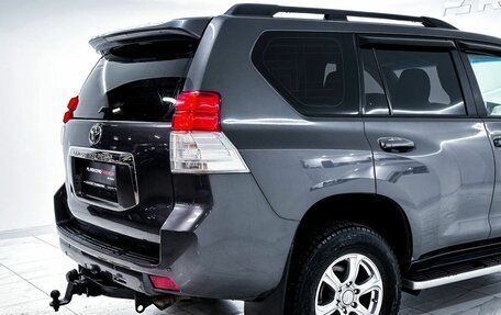 Toyota Land Cruiser Prado 150 рестайлинг 2, 2013 год, 3 482 000 рублей, 7 фотография