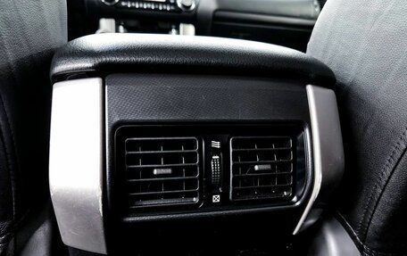 Toyota Land Cruiser Prado 150 рестайлинг 2, 2013 год, 3 482 000 рублей, 18 фотография