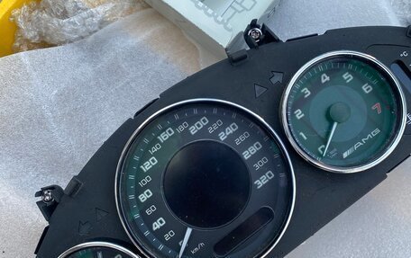 Mercedes-Benz CLS, 2008 год, 2 250 000 рублей, 9 фотография