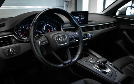 Audi A4, 2019 год, 2 750 000 рублей, 7 фотография