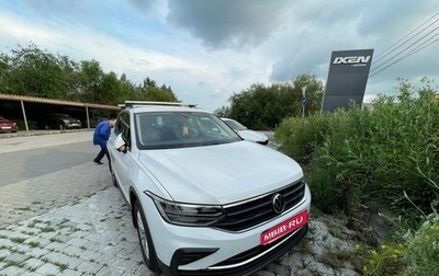 Volkswagen Tiguan II, 2021 год, 3 400 000 рублей, 1 фотография