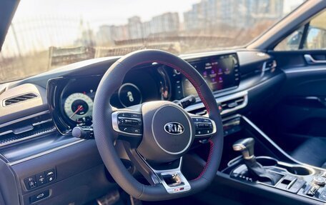 KIA K5, 2020 год, 2 390 000 рублей, 24 фотография