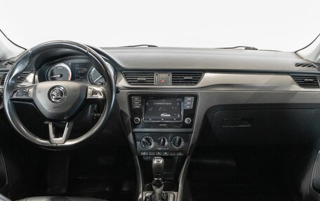 Skoda Rapid I, 2018 год, 1 078 254 рублей, 6 фотография