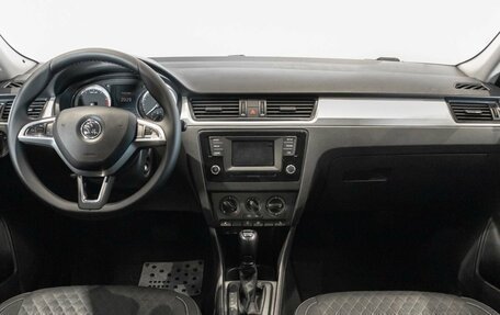 Skoda Rapid I, 2016 год, 949 658 рублей, 6 фотография