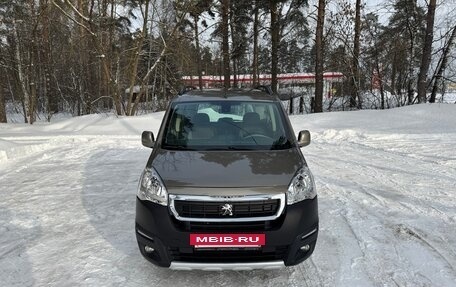 Peugeot Partner II рестайлинг 2, 2013 год, 790 000 рублей, 9 фотография