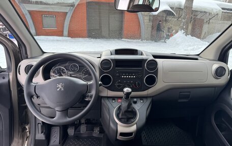 Peugeot Partner II рестайлинг 2, 2013 год, 790 000 рублей, 19 фотография