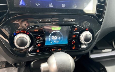 Nissan Juke II, 2011 год, 940 000 рублей, 10 фотография