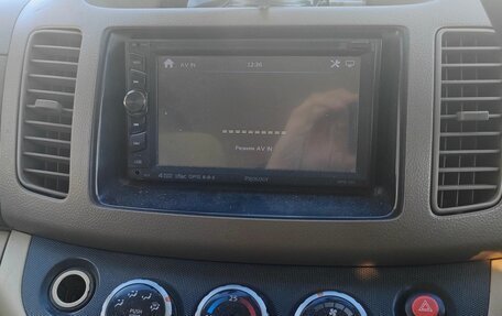 Nissan Serena II, 2002 год, 700 000 рублей, 6 фотография