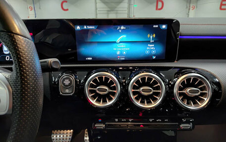 Mercedes-Benz CLA, 2020 год, 2 830 000 рублей, 15 фотография