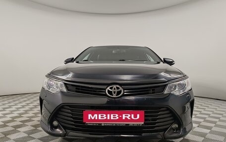 Toyota Camry, 2017 год, 2 059 000 рублей, 2 фотография