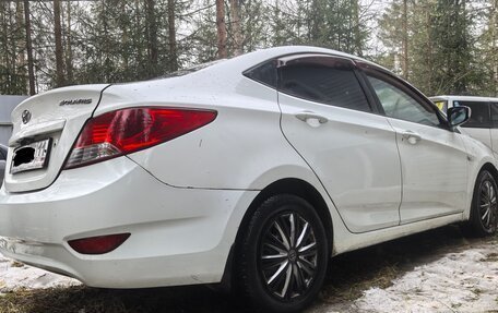 Hyundai Solaris II рестайлинг, 2012 год, 355 000 рублей, 4 фотография