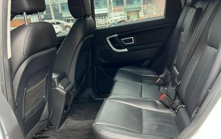 Land Rover Discovery Sport I рестайлинг, 2019 год, 2 000 000 рублей, 28 фотография