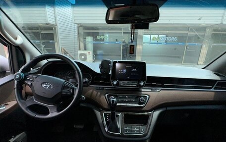 Hyundai Grand Starex Grand Starex I рестайлинг 2, 2020 год, 3 700 000 рублей, 10 фотография