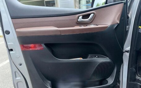 Hyundai Grand Starex Grand Starex I рестайлинг 2, 2020 год, 3 700 000 рублей, 9 фотография