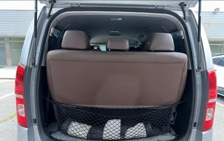 Hyundai Grand Starex Grand Starex I рестайлинг 2, 2020 год, 3 700 000 рублей, 14 фотография