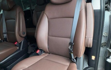 Hyundai Grand Starex Grand Starex I рестайлинг 2, 2020 год, 3 700 000 рублей, 11 фотография