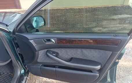 Audi A6, 1998 год, 380 000 рублей, 11 фотография