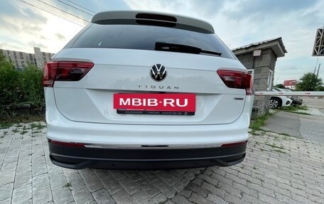 Volkswagen Tiguan II, 2021 год, 3 400 000 рублей, 5 фотография