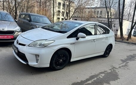 Toyota Prius, 2012 год, 920 000 рублей, 8 фотография