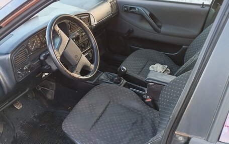 Volkswagen Passat B4, 1993 год, 120 000 рублей, 4 фотография