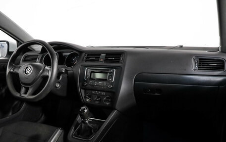 Volkswagen Jetta VI, 2015 год, 899 000 рублей, 9 фотография