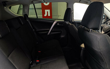 Toyota RAV4, 2019 год, 2 620 000 рублей, 9 фотография