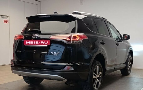 Toyota RAV4, 2019 год, 2 620 000 рублей, 4 фотография