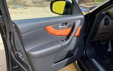 Infiniti QX70, 2015 год, 2 750 000 рублей, 8 фотография