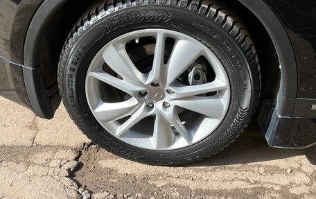 Infiniti QX70, 2015 год, 2 750 000 рублей, 10 фотография