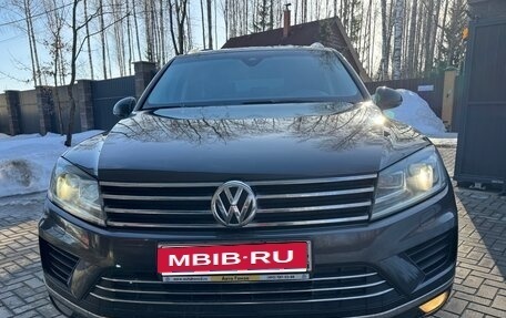 Volkswagen Touareg III, 2016 год, 3 700 000 рублей, 1 фотография