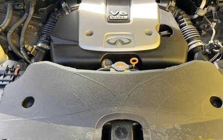 Infiniti QX70, 2015 год, 2 750 000 рублей, 18 фотография