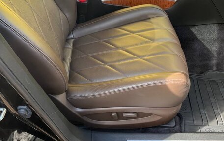 Infiniti QX70, 2015 год, 2 750 000 рублей, 20 фотография