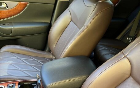 Infiniti QX70, 2015 год, 2 750 000 рублей, 24 фотография