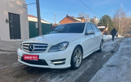 Mercedes-Benz C-Класс, 2011 год, 1 350 000 рублей, 1 фотография